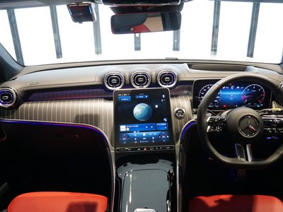 2026 Mercedes-BENZ GLC photo 14