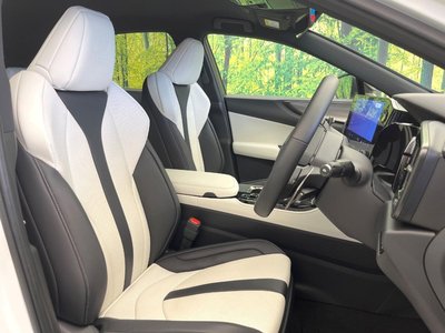 صورة مصغرة 8 لـ 2023 Lexus NX