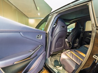 2023 Aston Martin DBX — миниатюра 26