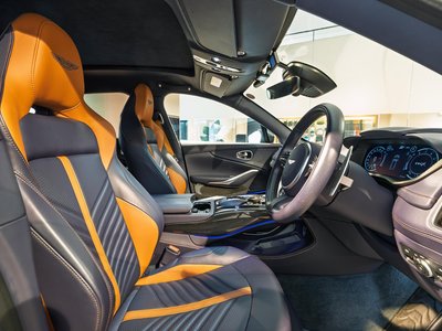 2023 Aston Martin DBX — миниатюра 21