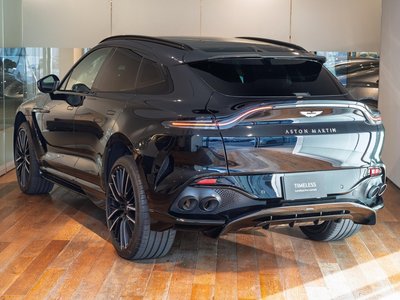 2023 Aston Martin DBX — фото 5