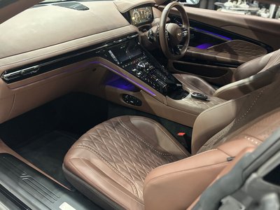 2024 Aston Martin DB12 — миниатюра 19