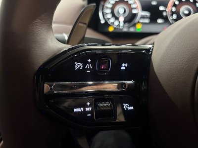 2024 Aston Martin DB12 — миниатюра 32