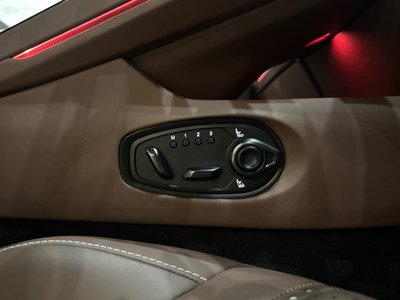 2024 Aston Martin DB12 — миниатюра 61