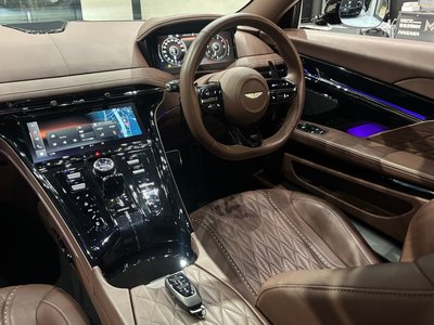 2024 Aston Martin DB12 — фото 15