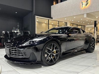 2024 Aston Martin DB12 — фото 3