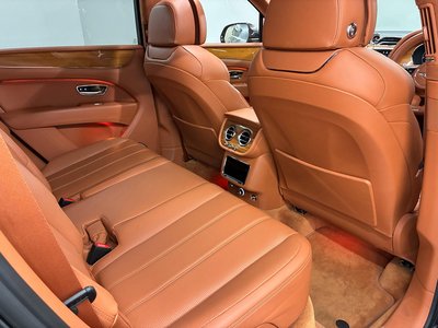 صورة مصغرة 59 لـ 2021 Bentley BENTAYGA