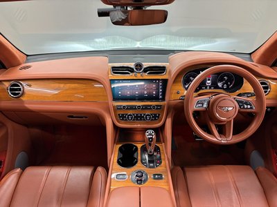 صورة مصغرة 96 لـ 2021 Bentley BENTAYGA