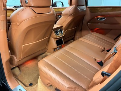 صورة مصغرة 86 لـ 2021 Bentley BENTAYGA