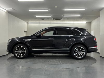صورة مصغرة 2 لـ 2021 Bentley BENTAYGA