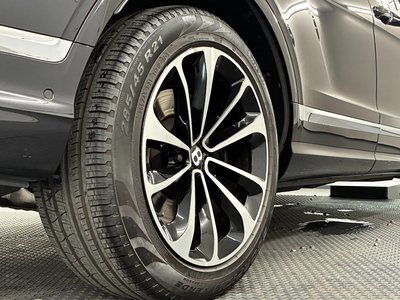 صورة مصغرة 115 لـ 2021 Bentley BENTAYGA