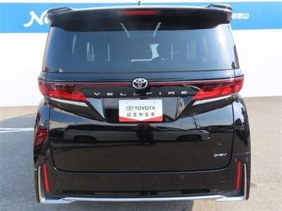 2025 Toyota VELLFIRE — фото 11