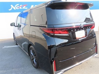 2025 Toyota VELLFIRE — фото 12