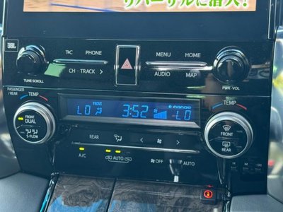 صورة 12 لـ 2023 Toyota ALPHARD