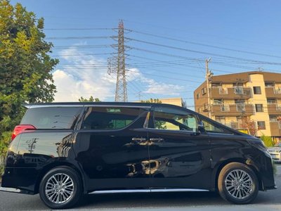 صورة 40 لـ 2023 Toyota ALPHARD