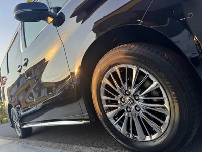 صورة 49 لـ 2023 Toyota ALPHARD