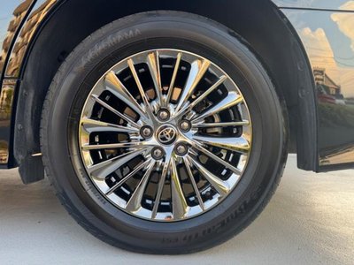 صورة 37 لـ 2023 Toyota ALPHARD