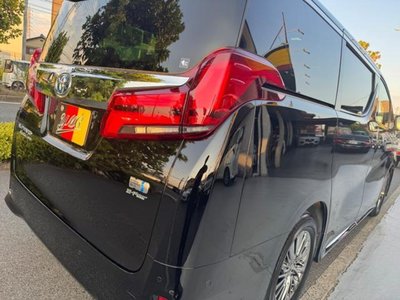 صورة 48 لـ 2023 Toyota ALPHARD