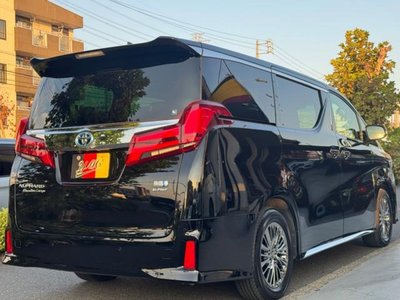 صورة 44 لـ 2023 Toyota ALPHARD