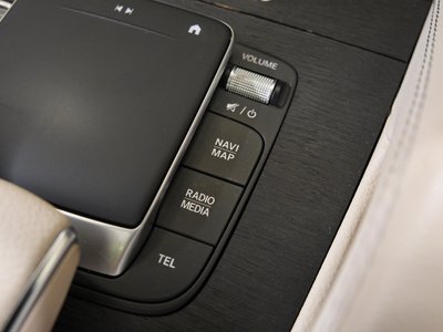 2021 Mercedes-BENZ GLS thumbnail 48