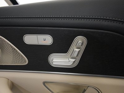 2021 Mercedes-BENZ GLS thumbnail 32