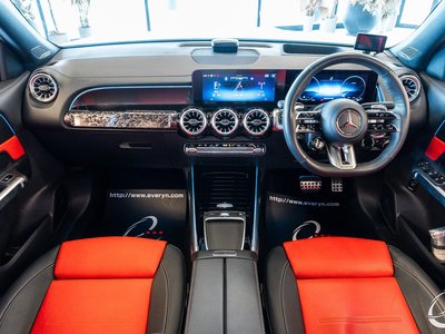 2024 Mercedes-BENZ GLB AMG 照片 3