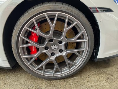 2025 Porsche 911 thumbnail 18