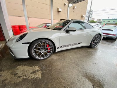 2025 Porsche 911 thumbnail 32