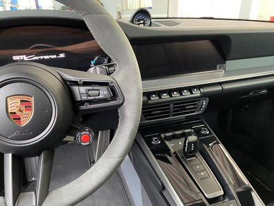 2025 Porsche 911 thumbnail 58