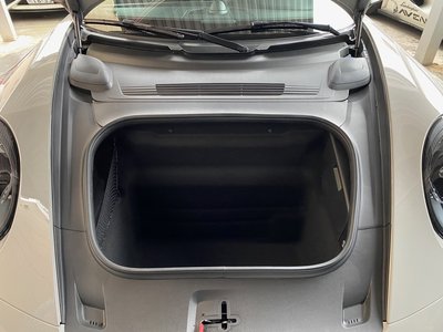 2025 Porsche 911 thumbnail 39
