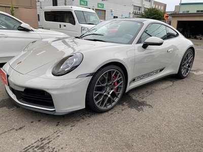 2025 Porsche 911 photo 4