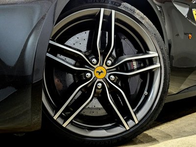 2013 Ferrari FF 缩略图 3