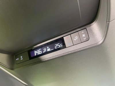 2025 Toyota ALPHARD — фото 46