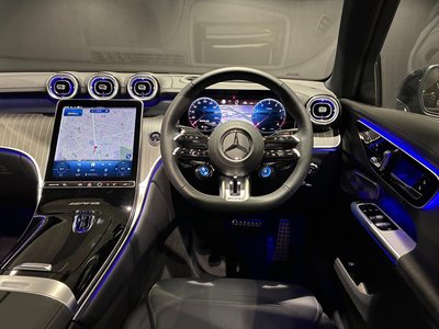2025 Mercedes-BENZ GLC AMG 照片 13