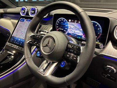2025 Mercedes-BENZ GLC AMG 照片 16