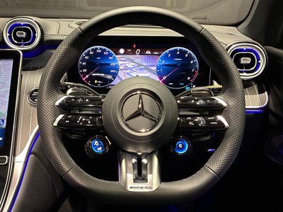 2025 Mercedes-BENZ GLC AMG 照片 14
