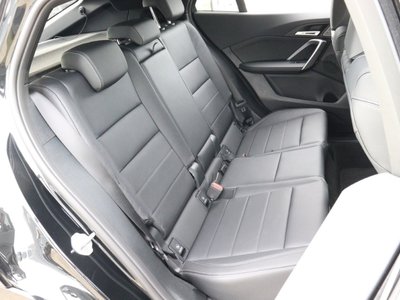 صورة 15 لـ 2026 BMW X2