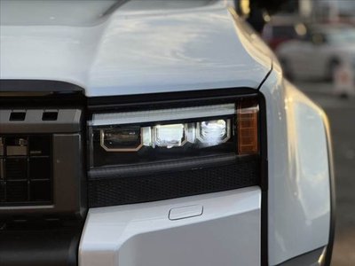 صورة 34 لـ 2025 Toyota LAND CRUISER 250
