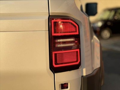 صورة 36 لـ 2025 Toyota LAND CRUISER 250