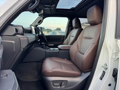 صورة 17 لـ 2025 Toyota LAND CRUISER 250