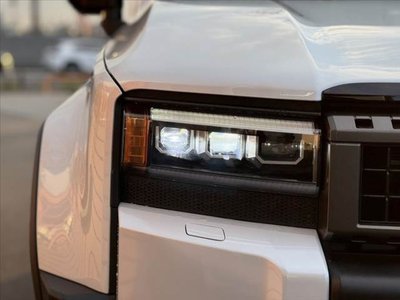 صورة 33 لـ 2025 Toyota LAND CRUISER 250