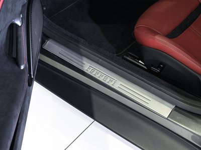 2023 Ferrari ROMA thumbnail 24