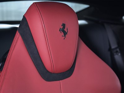 2023 Ferrari ROMA thumbnail 22
