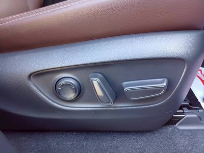 صورة 12 لـ 2025 Toyota LAND CRUISER 250