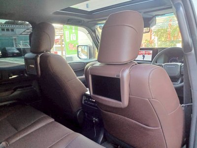 صورة 43 لـ 2025 Toyota LAND CRUISER 250
