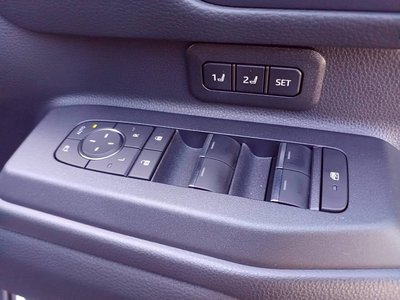 صورة 26 لـ 2025 Toyota LAND CRUISER 250