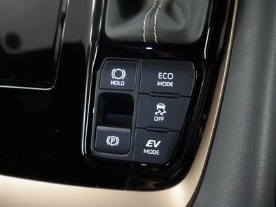 صورة 15 لـ 2025 Toyota ALPHARD