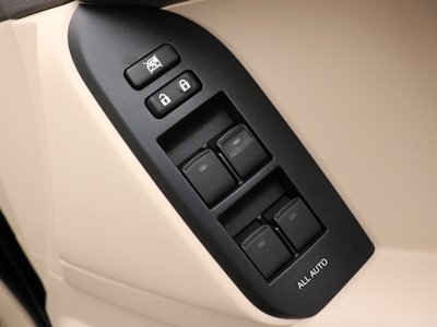 2025 Toyota LAND CRUISER PRADO thumbnail 77