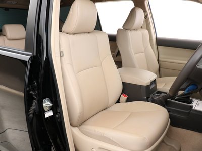 2025 Toyota LAND CRUISER PRADO photo 14