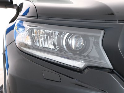 2025 Toyota LAND CRUISER PRADO thumbnail 27